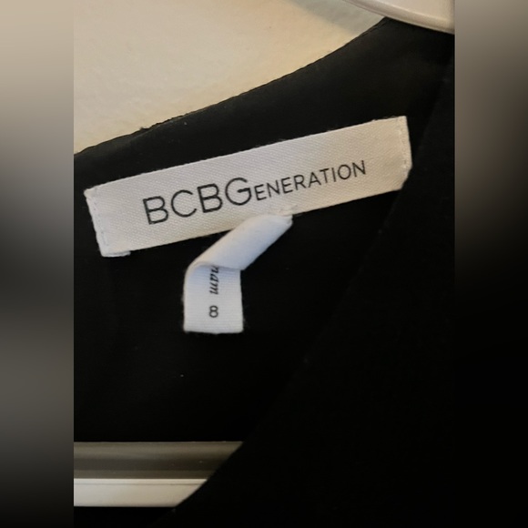 BCBGENERATION | SHEER LONGSLEEVE ROMPER - Picture 4 of 8